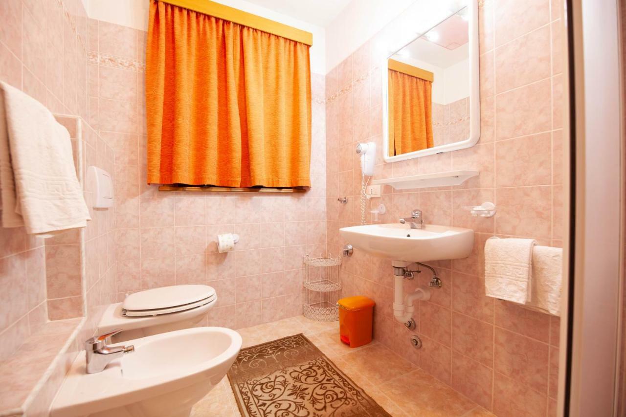 La Bastiana Apartments Лівіньо Екстер'єр фото